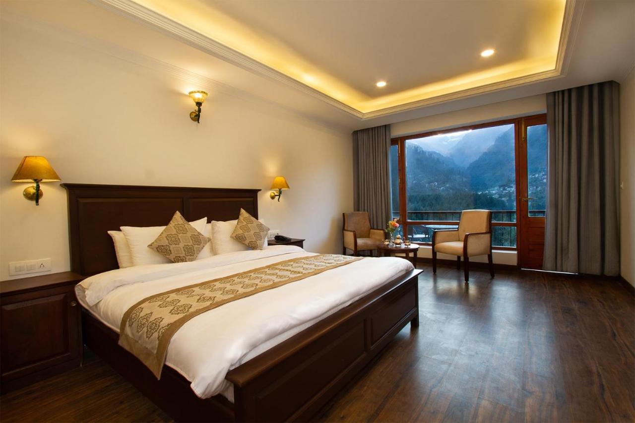 อโลกา รีสอร์ต Hotel มะนาลี ภายนอก รูปภาพ