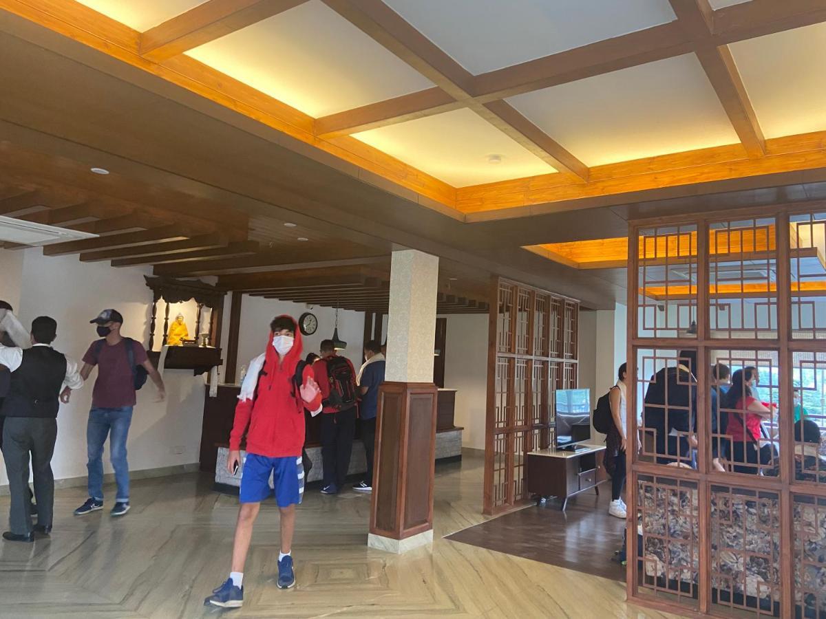 อโลกา รีสอร์ต Hotel มะนาลี ภายนอก รูปภาพ