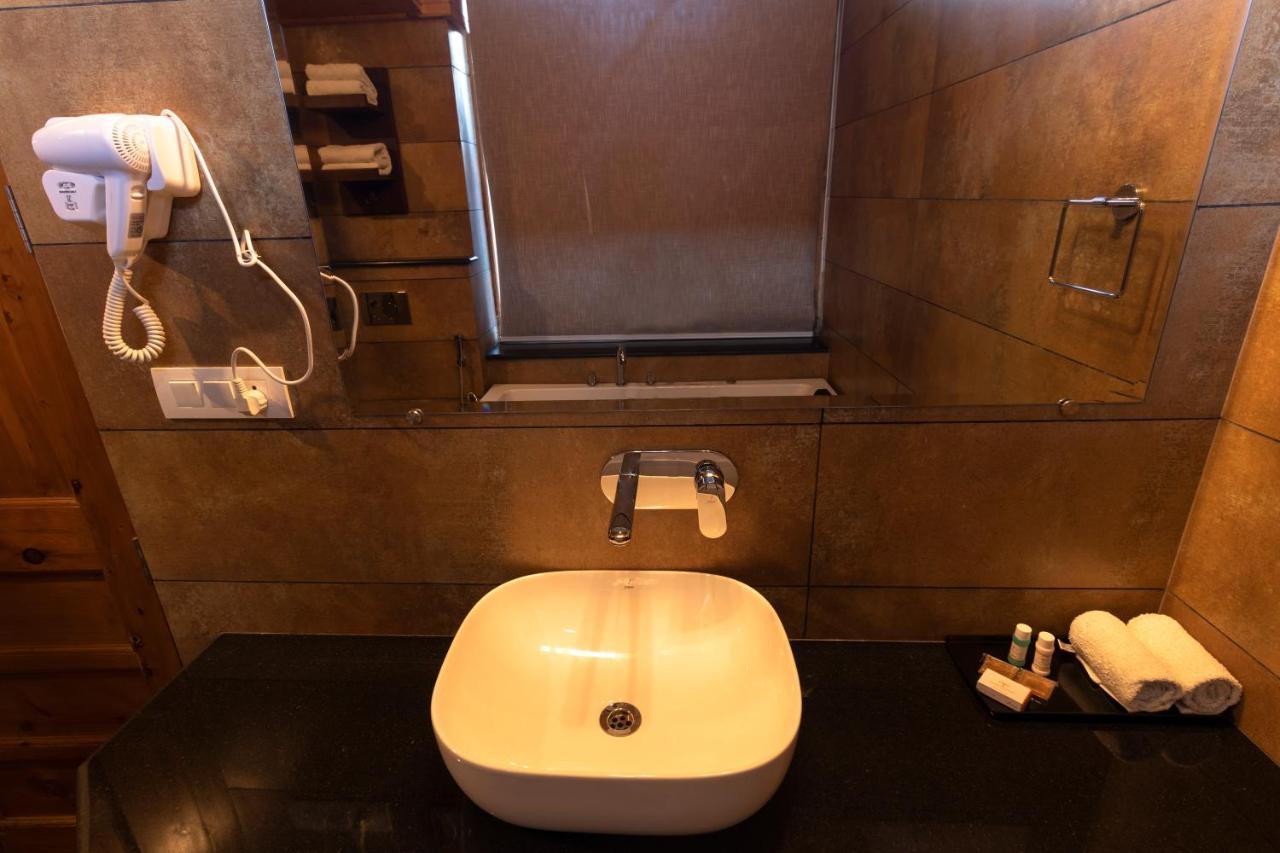 อโลกา รีสอร์ต Hotel มะนาลี ภายนอก รูปภาพ